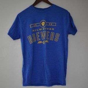 Milwaukee Brewers blue t-shirt with yellow art size medium unisex